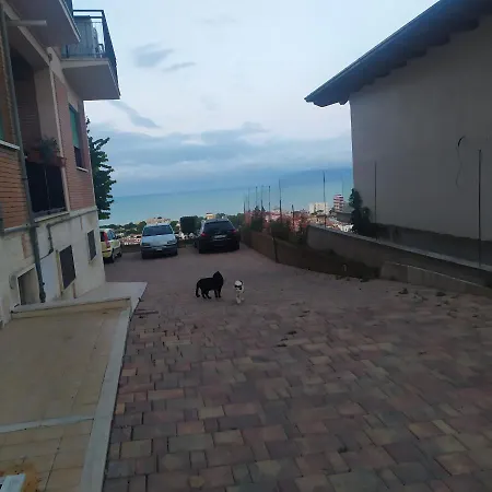 Alojamento de Acomodação e Pequeno-almoço Terrazza Sul Mare 3*