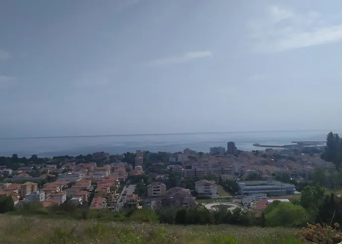 Terrazza Sul Mare ג'וליאנובה