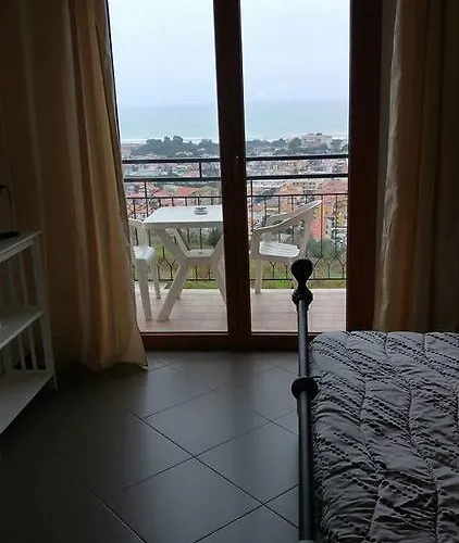 Terrazza Sul Mare ג'וליאנובה