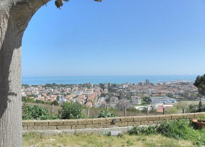 לינה וארוחת בוקר Terrazza Sul Mare 3*